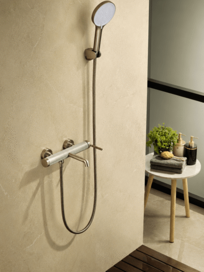Robinet Baignoire Rétro VERTIKA – Cannelures Premium FCL21230 Doré1