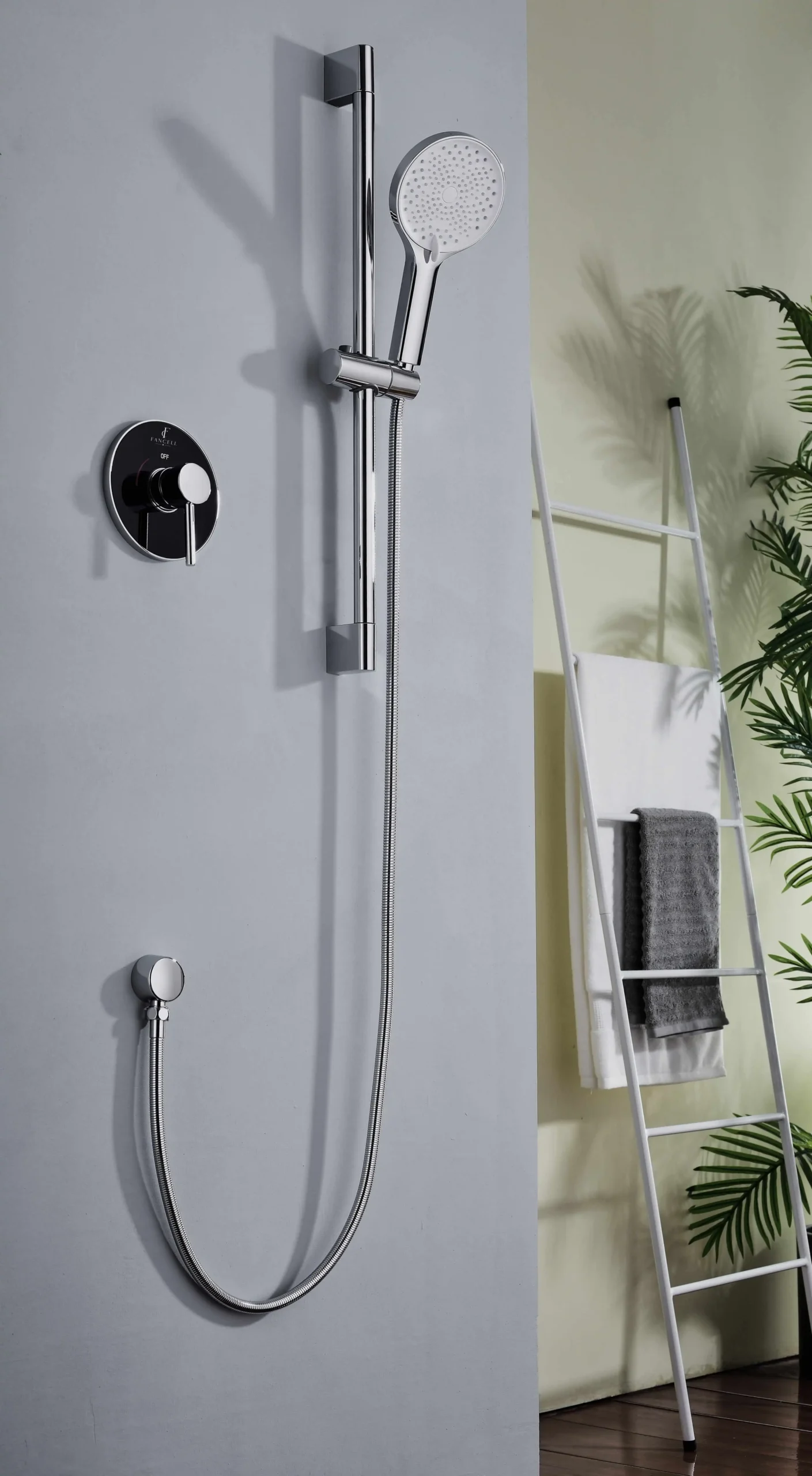 Ensemble de Douche Encastré Fonction Unique Fancell MODULA — finition chrome