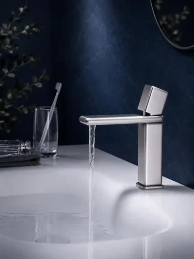 Mitigeur de Lavabo Fancell PRAGA — finition chrome