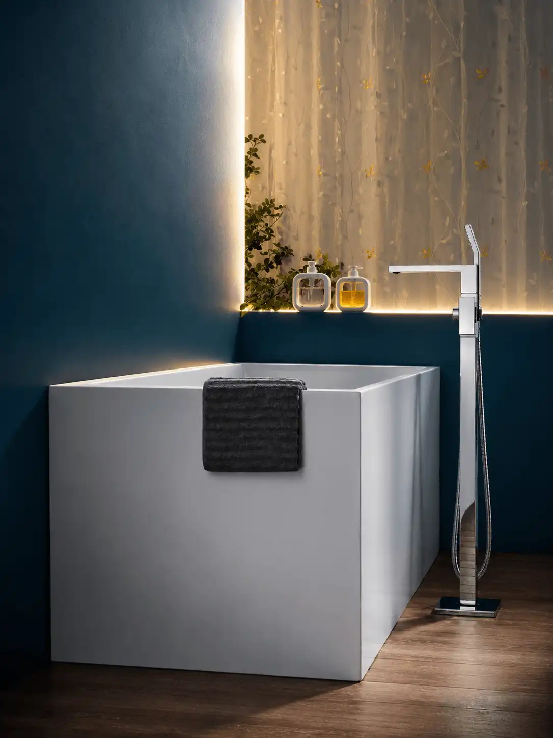 Mitigeur de Baignoire sur Pied Ensemble Bain-Douche Fancell COLONNA — finition chrome