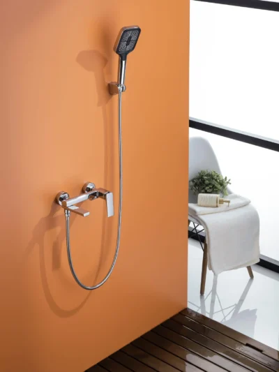Mitigeur Douche / Baignoire Mural avec Bec Pivotant Fancell WILLAVIA — finition chrome