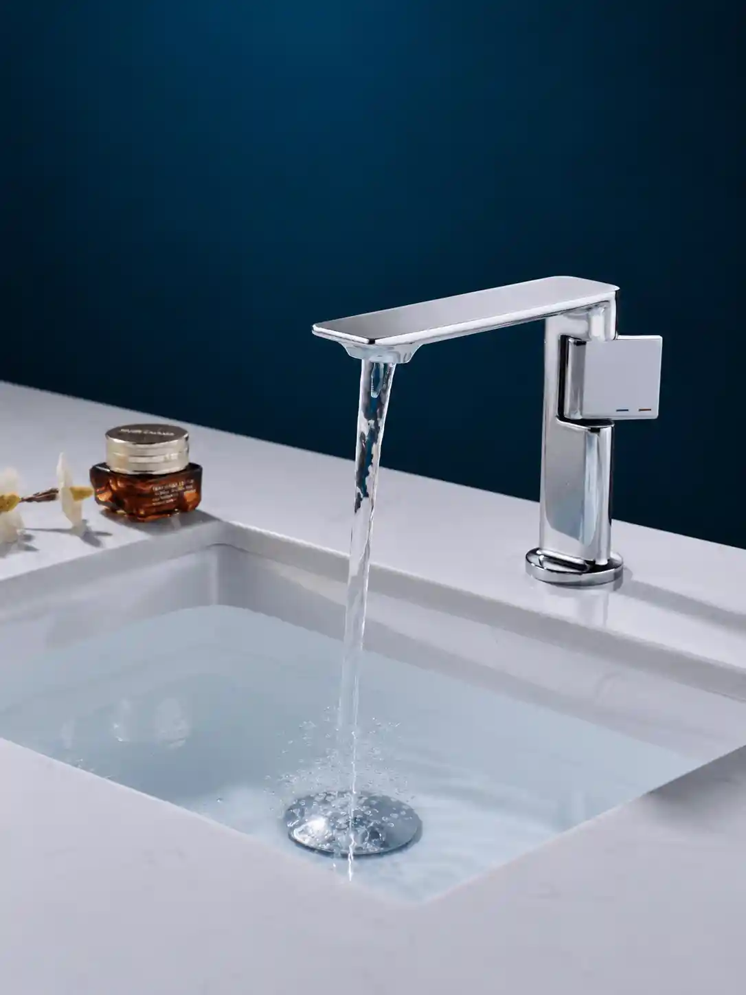 Mitigeur de Lavabo Court Fancell SKELIO — finition chrome