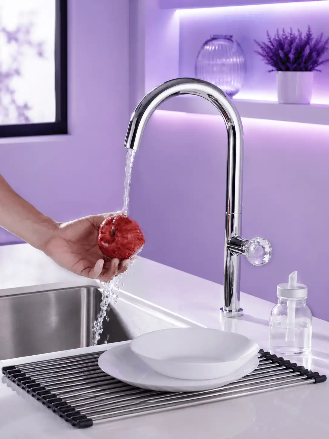 Mitigeur de Cuisine à Bec Pivotant Poignée Cristal Fancell CRISTALLO — finition chrome