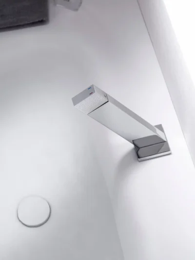 Robinet de Lavabo Design Incliné Fancell ROTALIS — finition chrome